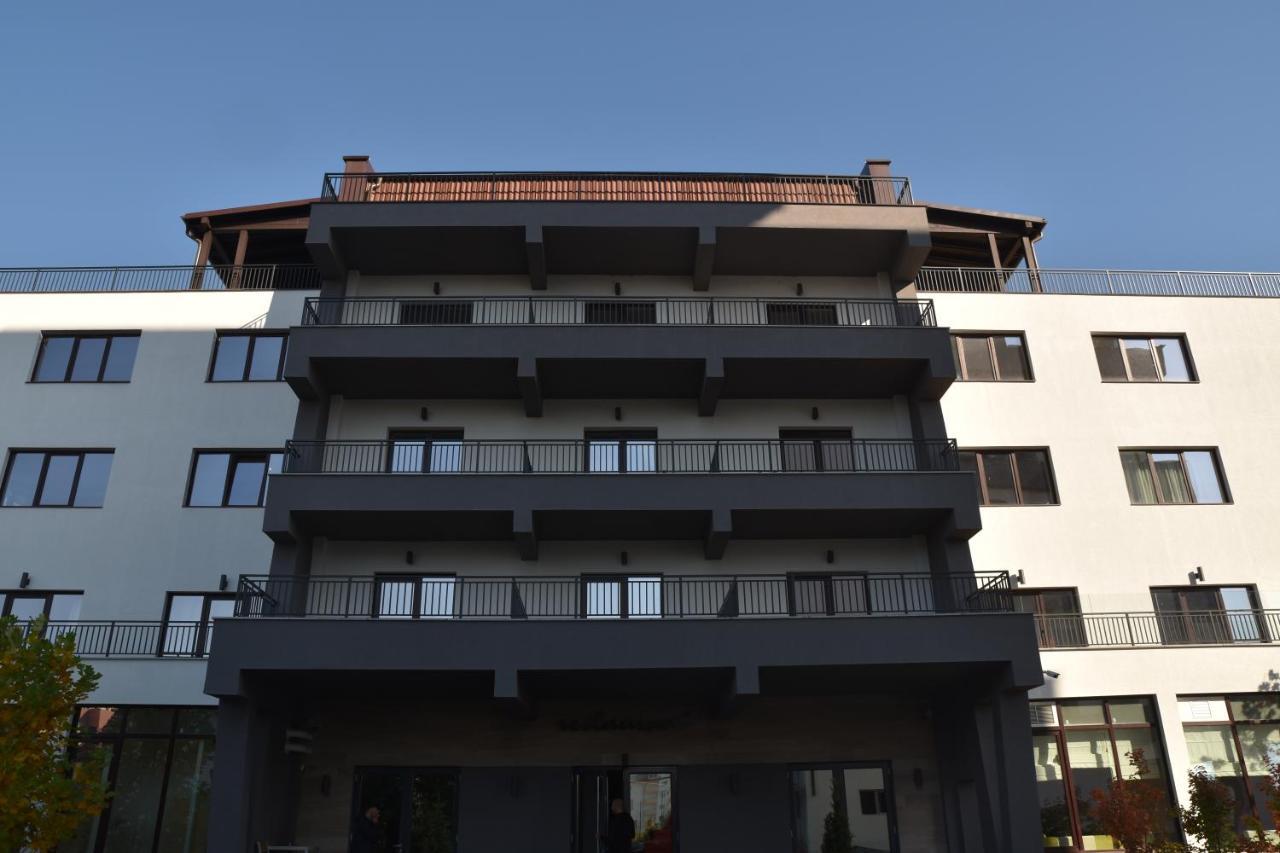 Hotel Bulevard Ramnicu Valcea Exterior photo